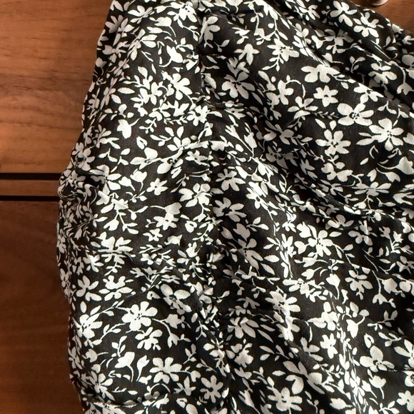 Apricot Lane Black and White Floral Mini Dress - Picture 9 of 9